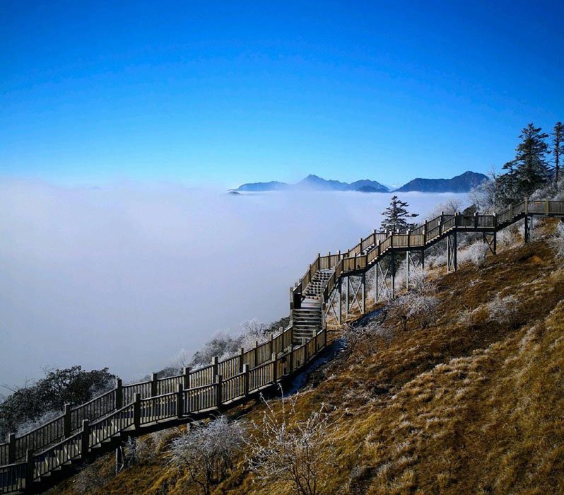 the summit of xiling snow mountain